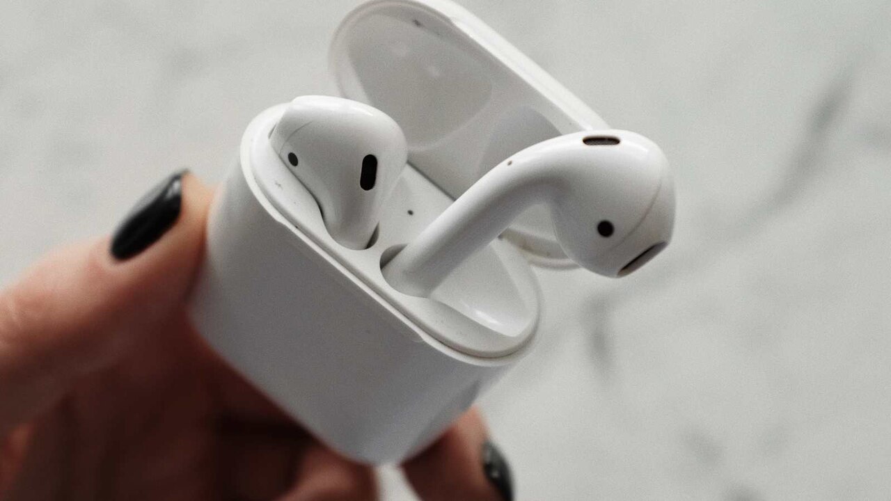 Volume no máximo, saúde no mínimo: conheça as doenças causadas por fone de ouvido